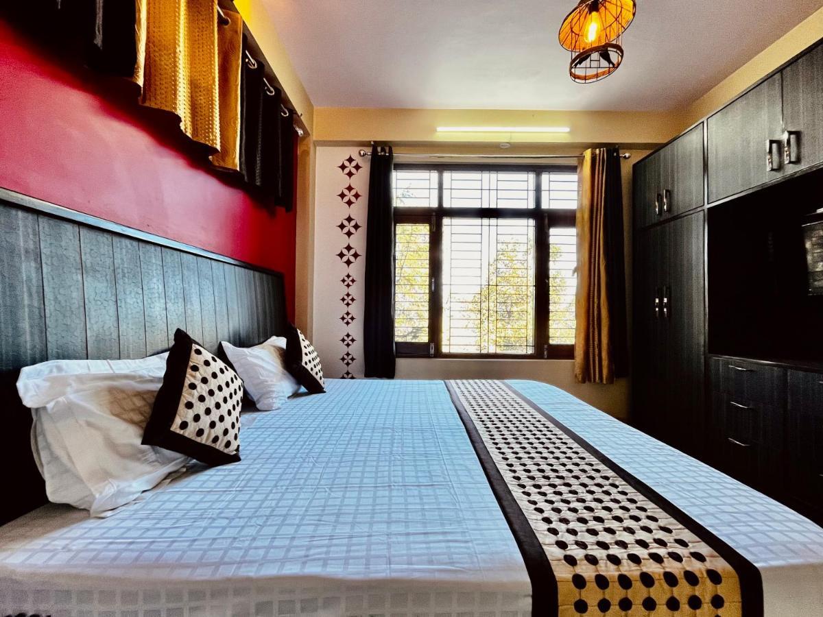 Nirvana Rooms Shimla Exteriör bild