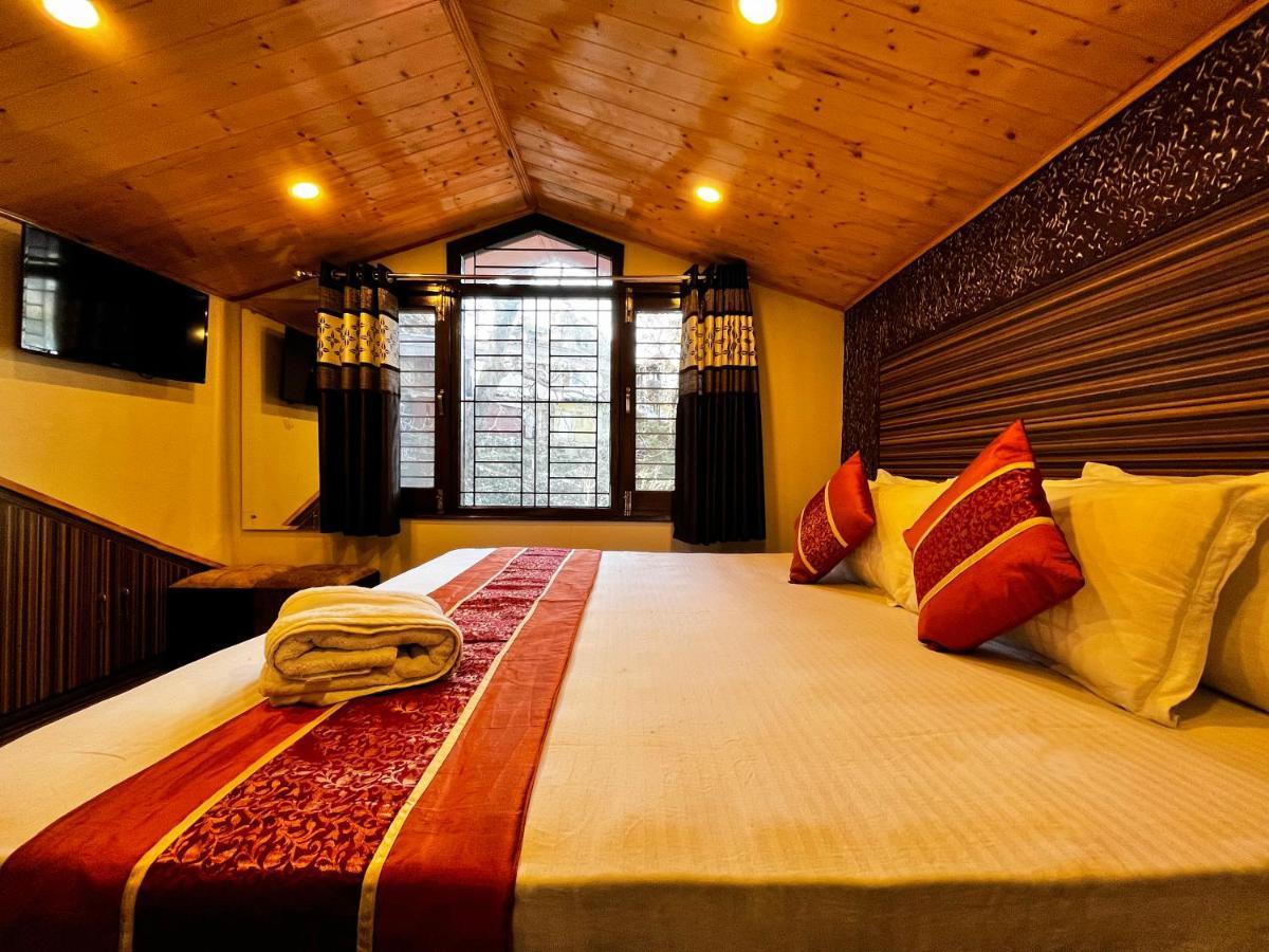 Nirvana Rooms Shimla Exteriör bild
