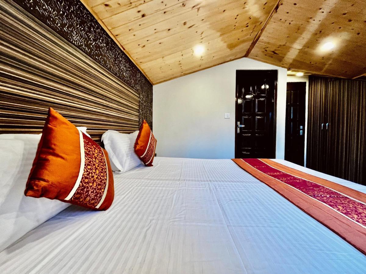 Nirvana Rooms Shimla Exteriör bild