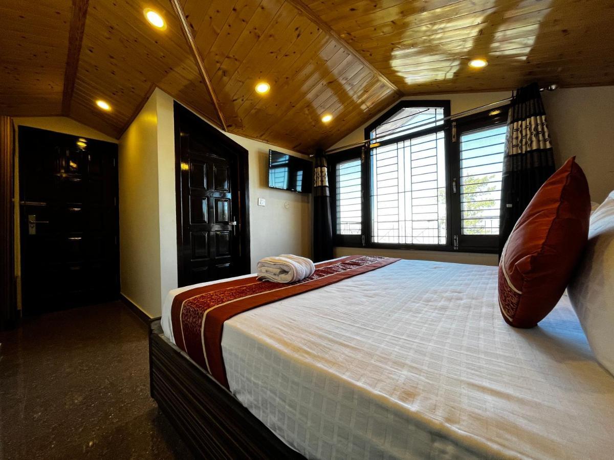 Nirvana Rooms Shimla Exteriör bild